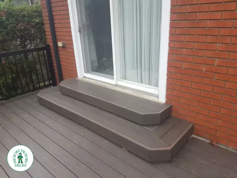 Clubhouse Deck with Aluminum Railing in Hamilton Mountain