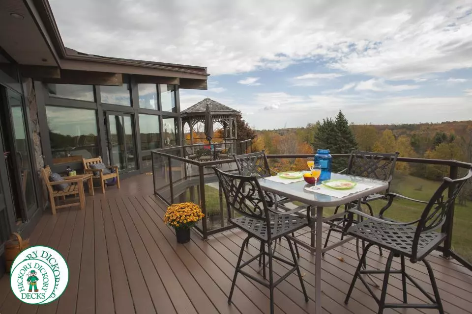 Deck Picture 3