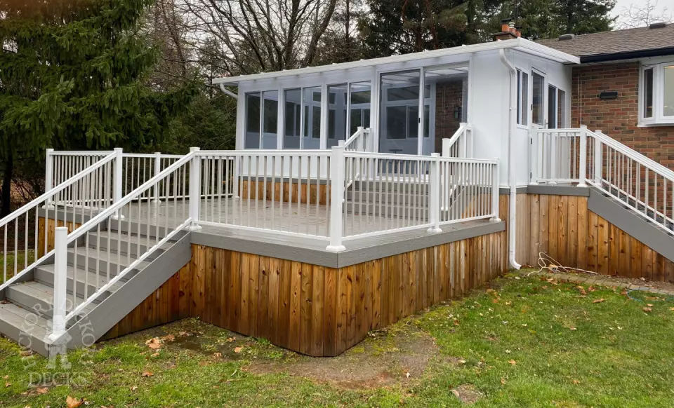 Fiberon Deck and Sunroom in Niagara Fiberon Deck and Sunroom in Niagara