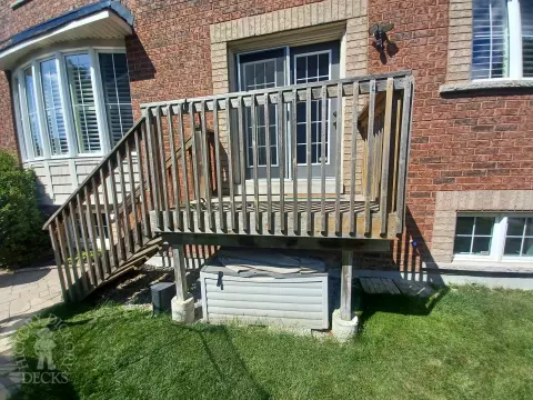 Small Clubhouse Deck with Aluminum Railing in Whitby
