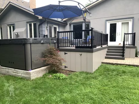 Clubhouse hot tub deck in Mississauga with aluminum railing