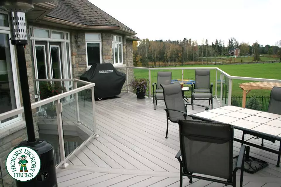 Deck Picture 4 Deck Picture 4