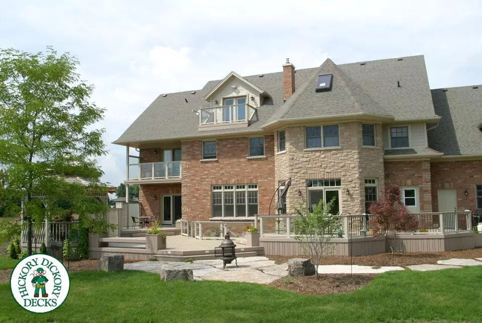 Deck Picture 9 Deck Picture 9