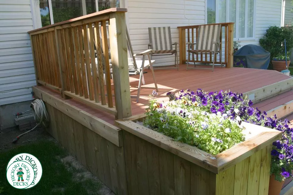 Deck Picture 9