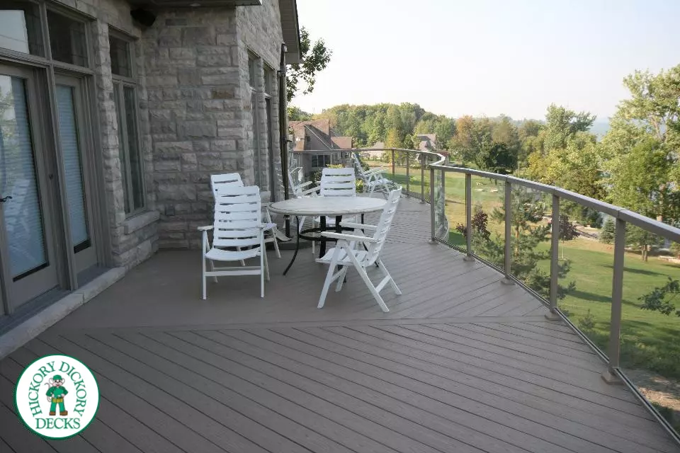 Deck Picture 4