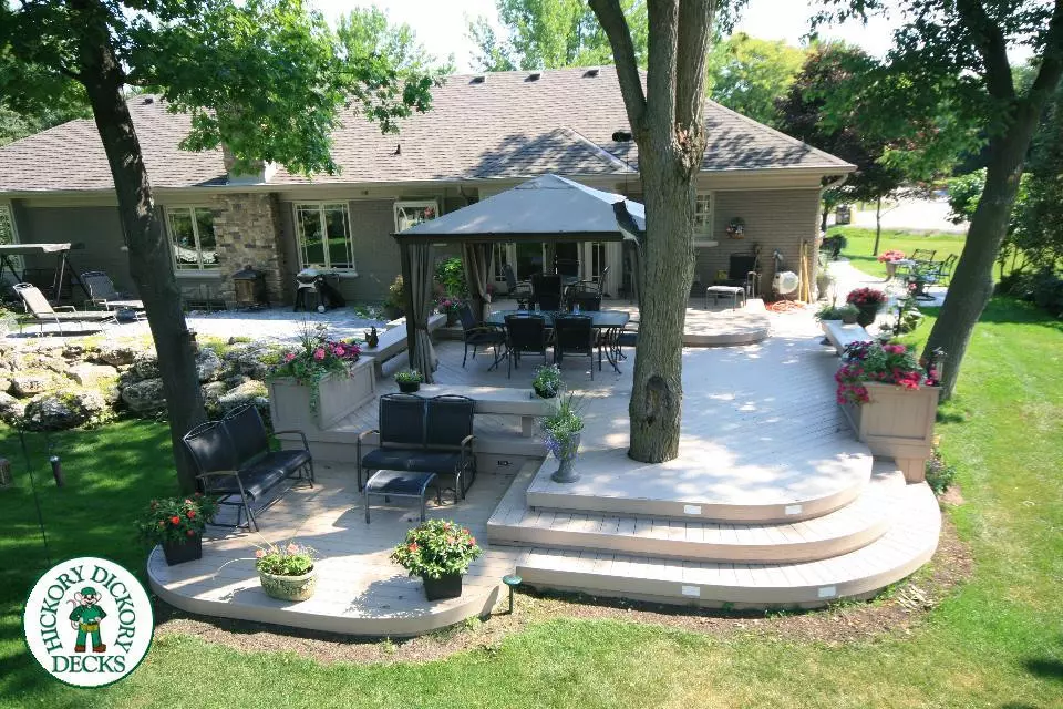 Deck Picture 1 Deck Picture 1