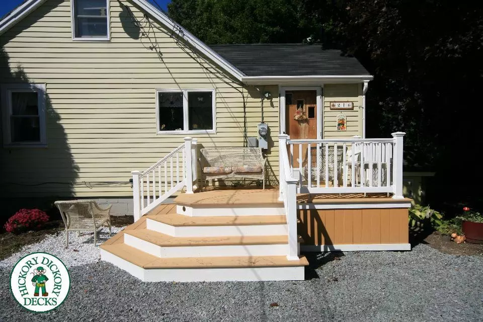 Deck Picture 1 Deck Picture 1