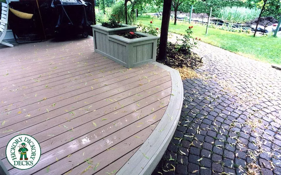 Deck Picture 8