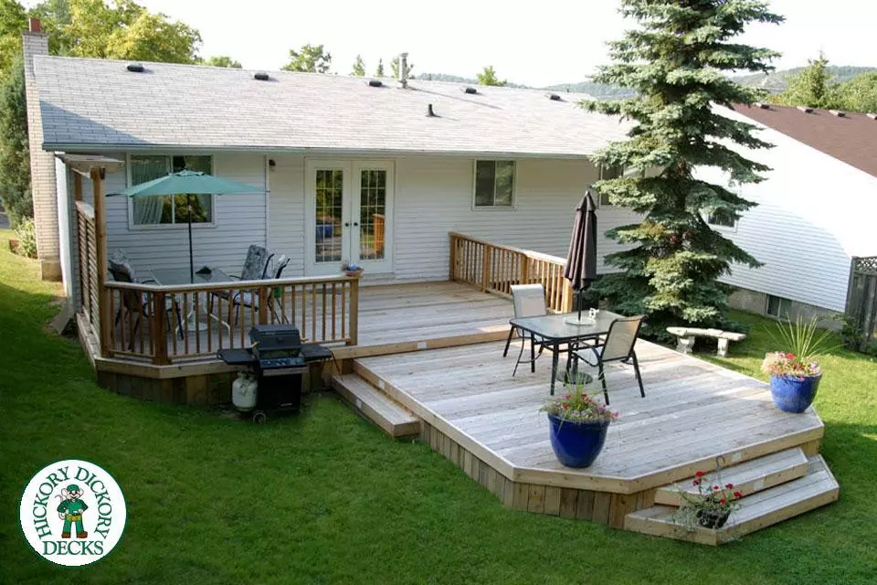 Deck Picture 1 Deck Picture 1