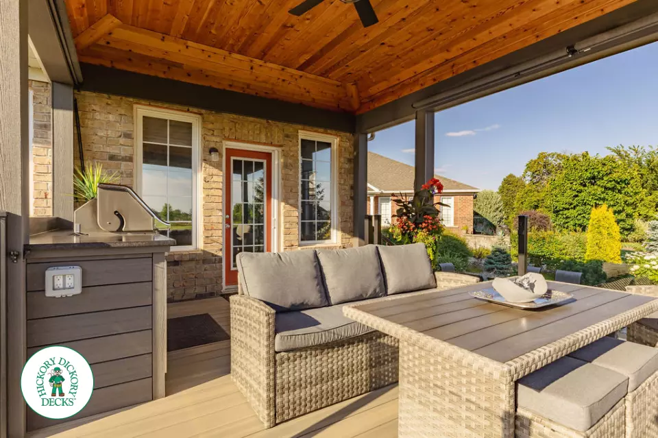 Fiberon Deck with Custom Roof and outdoor kitchen in Ottawa Fiberon Deck with Custom Roof and outdoor kitchen in Ottawa