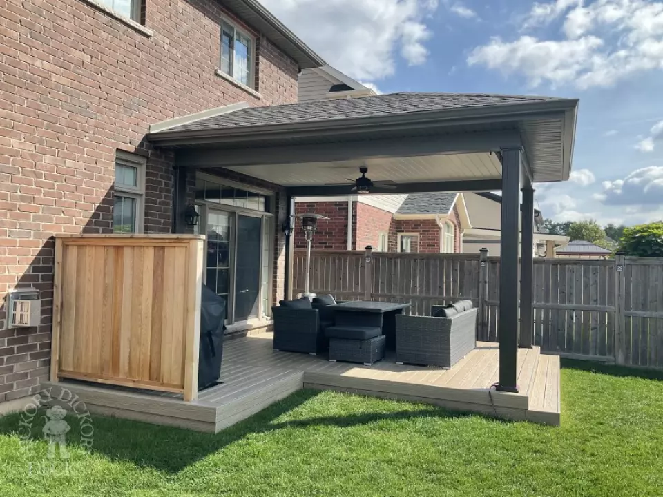 Custom Roof in Niagara