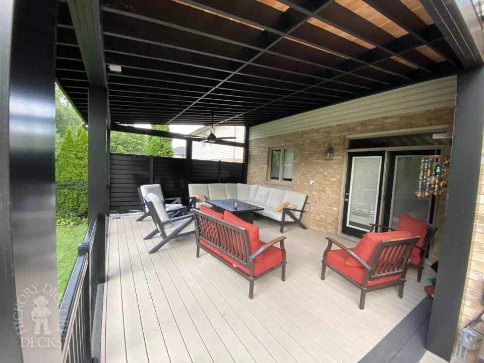 Cambridge deck with shed roof