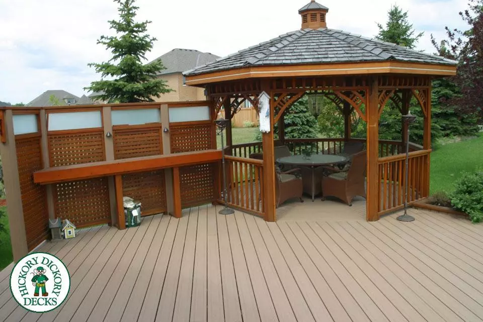 Deck Picture 7