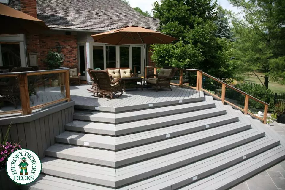 Deck Picture 6