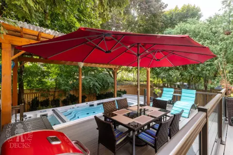 Clubhouse hot tub deck with pergola in North York