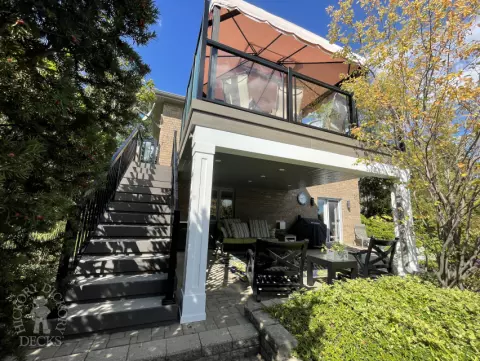 Azek High Deck with Glass Rail in Kitchener Azek High Deck with Glass Rail in Kitchener
