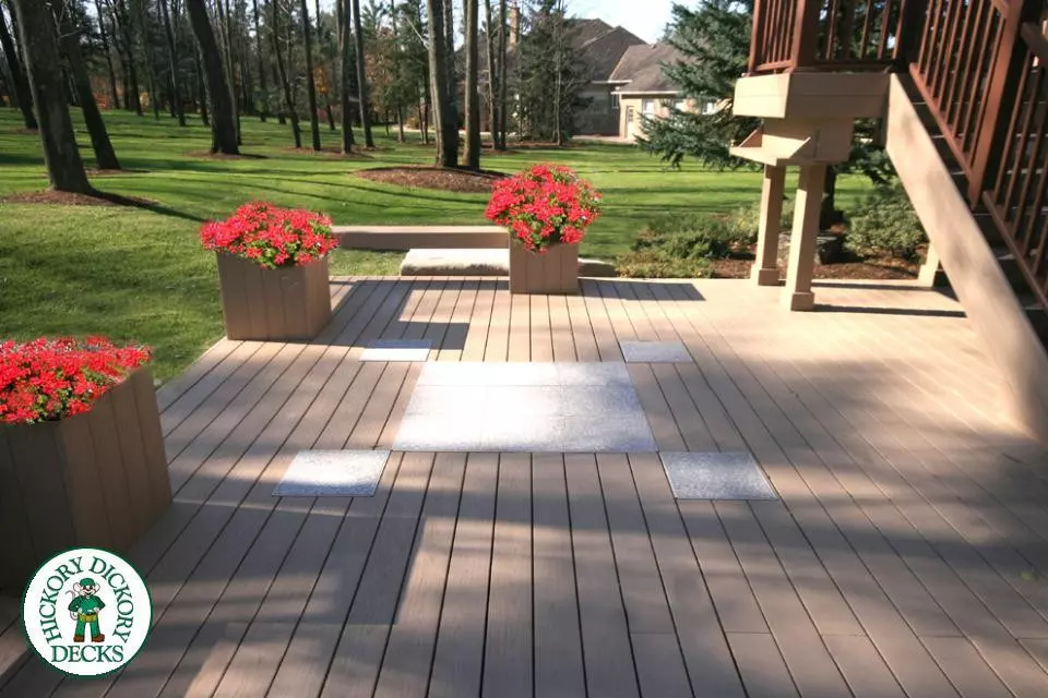 Deck Picture 6