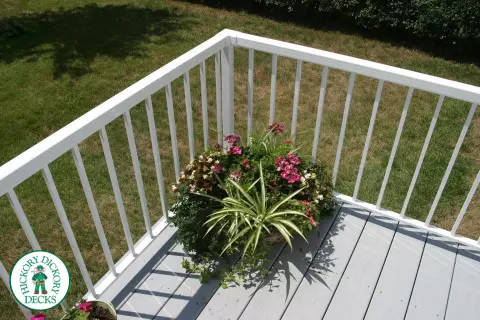 Deck Picture 9
