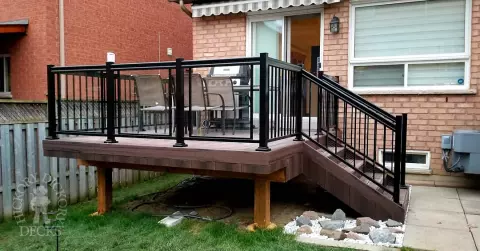 Fiberon Deck with Glass Rails in Mississauga