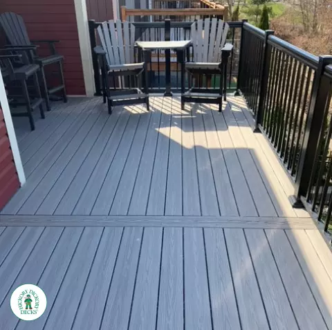 Small high composite deck with stairs.