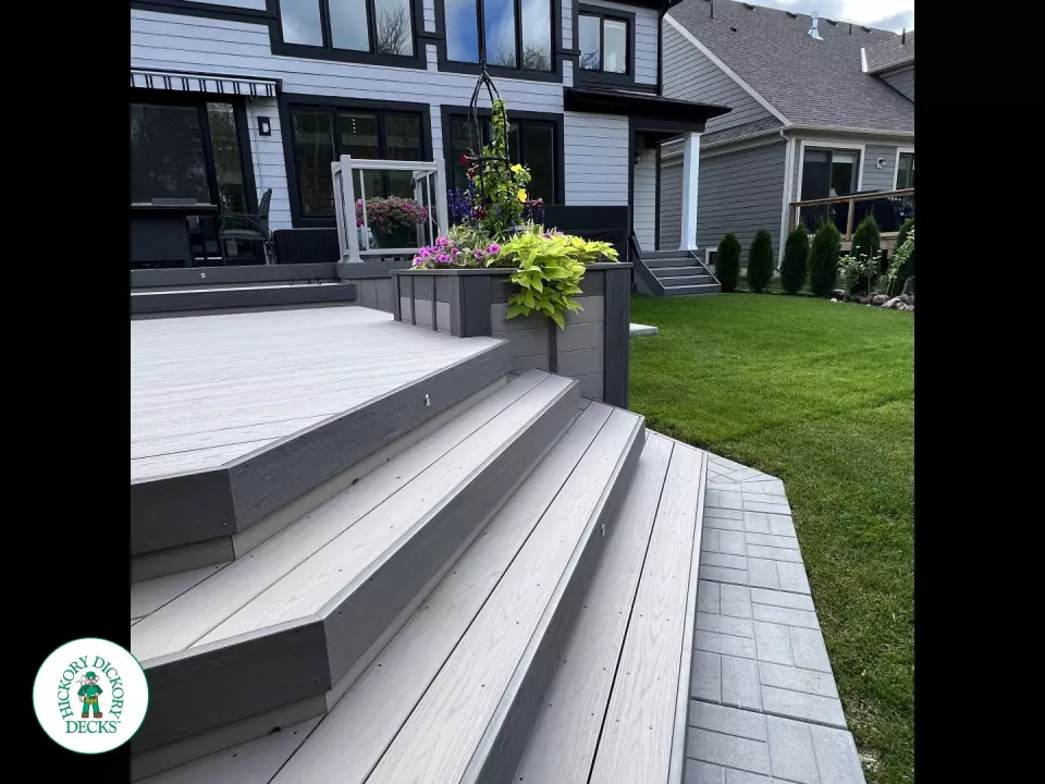 Deck Picture 4