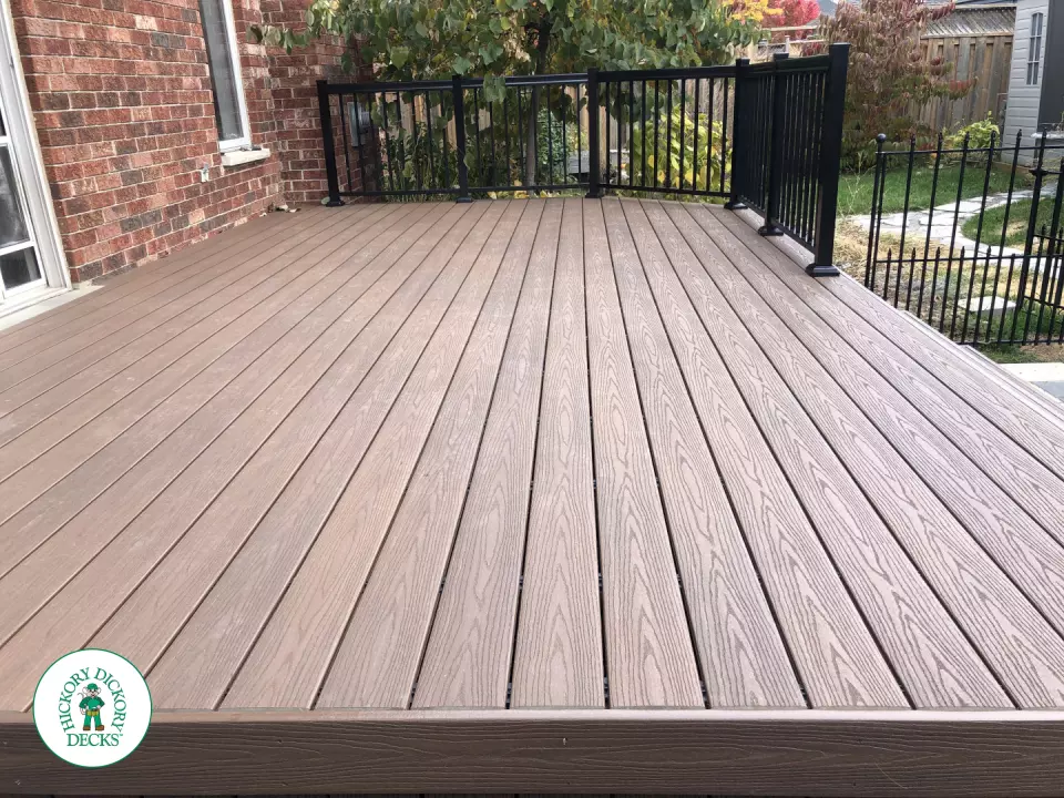 Fiberon deck in Burlington