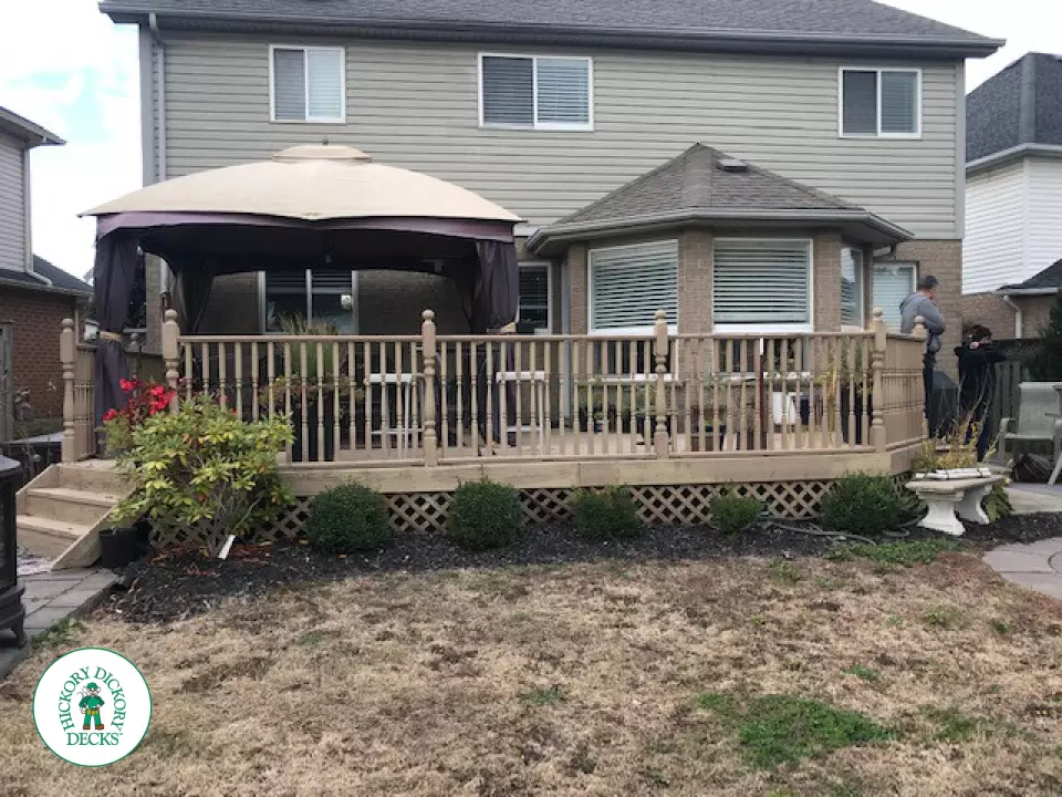 Clubhouse deck with pergola Cambridge