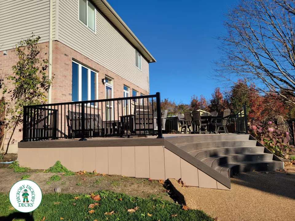 Clubhouse deck with curves and aluminum railing in St. Thomas Clubhouse deck with curves and aluminum railing in St. Thomas