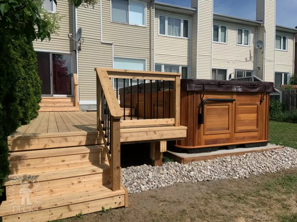 Custom Cedar Hot Tub Deck in Kanata Custom Cedar Hot Tub Deck in Kanata