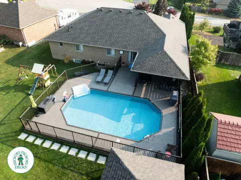 Clubhouse pool deck in Brantford Clubhouse pool deck in Brantford