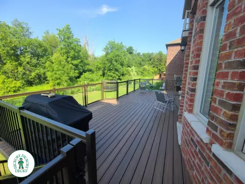 Deck Picture 5