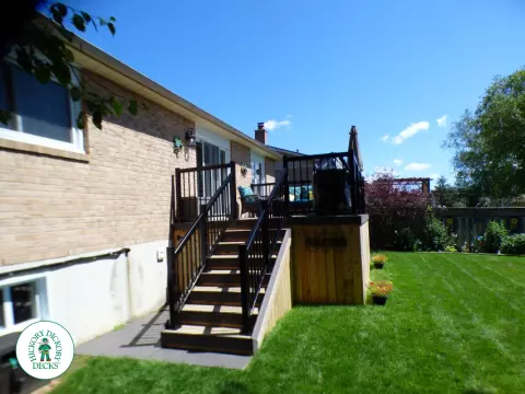 Azek deck with aluminum railings in Innisfil