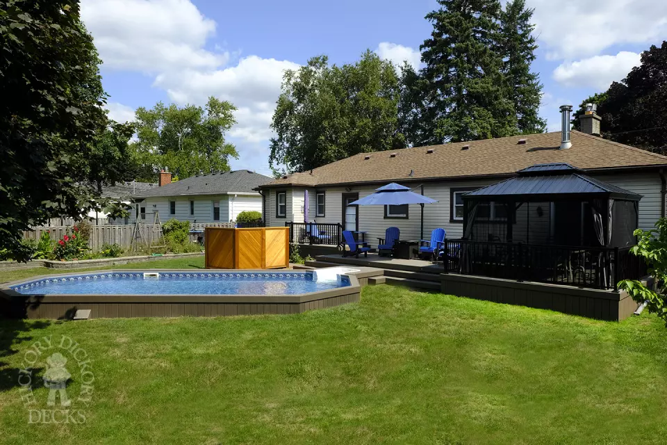 Brown composite pool deck Brown composite pool deck