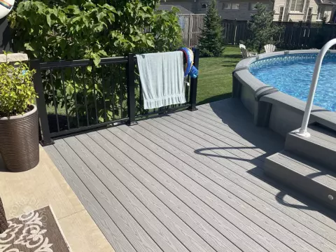 Fiberon pool deck in Niagara Falls