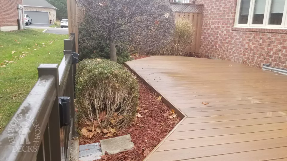 Fiberon Deck in Hamilton Mountain