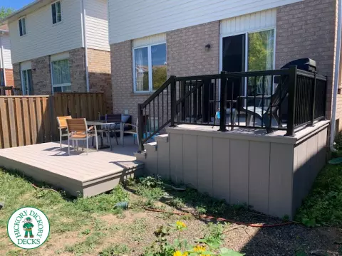 2 level composite deck with black aluminum railing