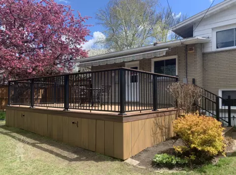 Fiberon Deck in Ottawa