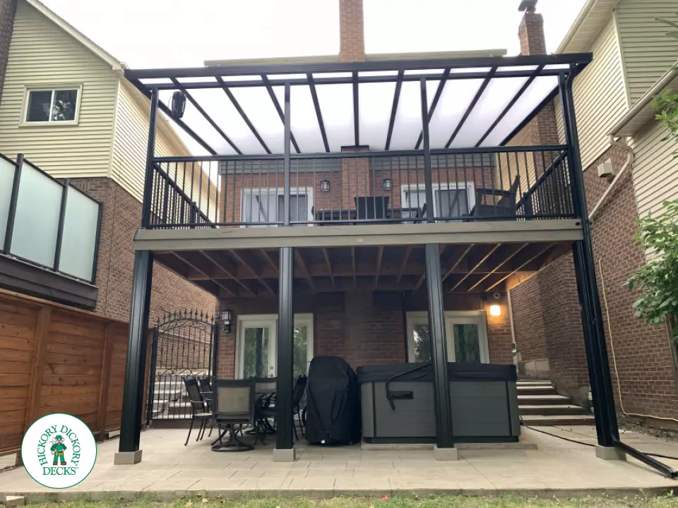 TruNorth high deck with sunspace roof in Mississauga