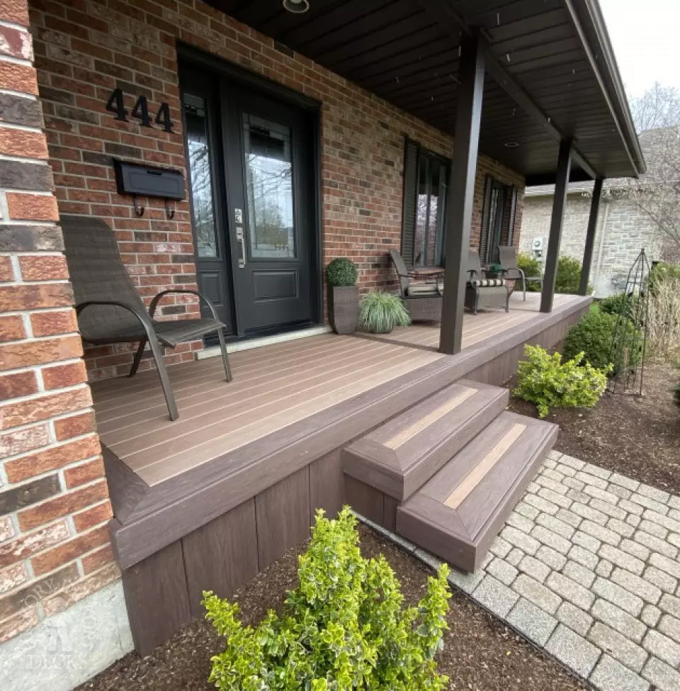 Veka front porch in Waterloo