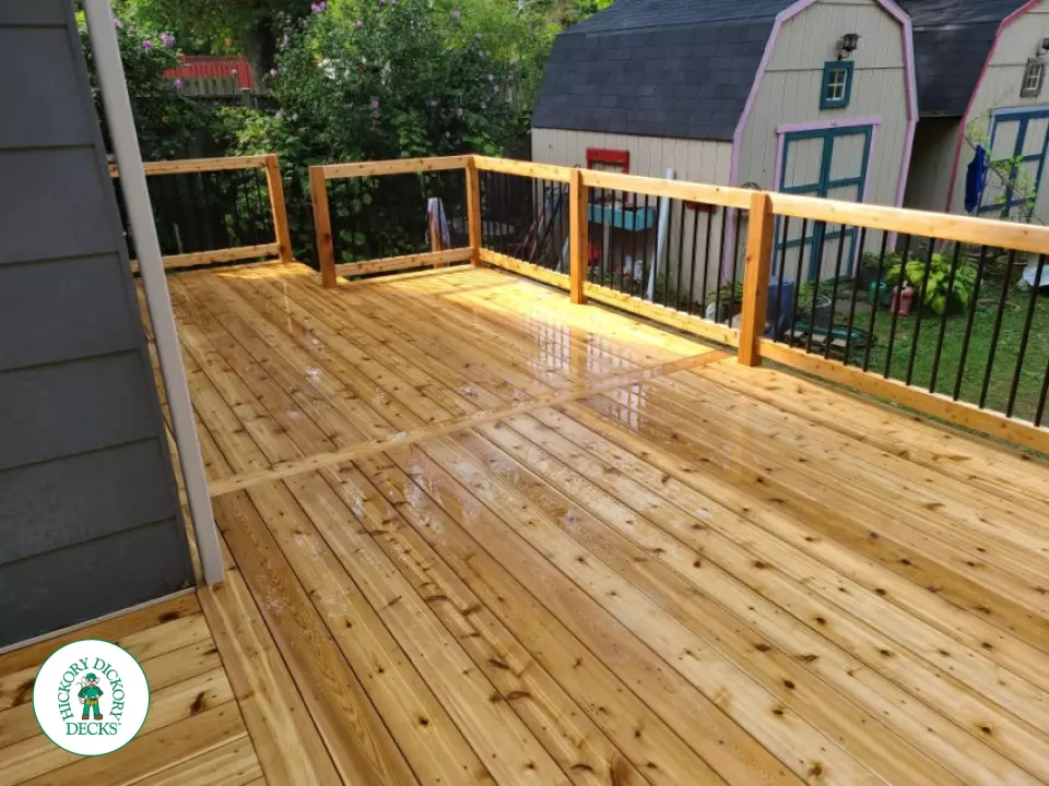 Cedar Deck in Niagara