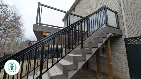 Fiberon deck in Cambridge Ontario