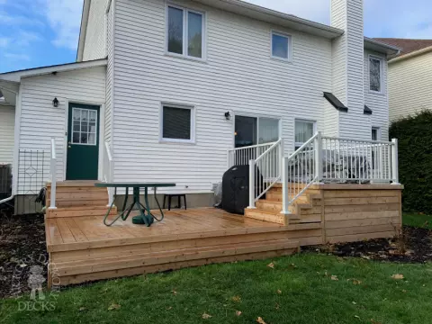 Cedar Deck in Kanata Ontario Cedar Deck in Kanata Ontario