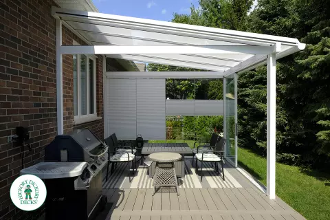 Clubhouse low deck with shelter in Ancaster