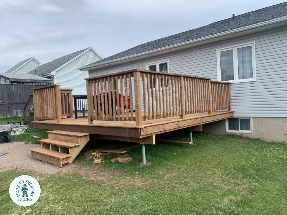 Cedar deck in Moncton