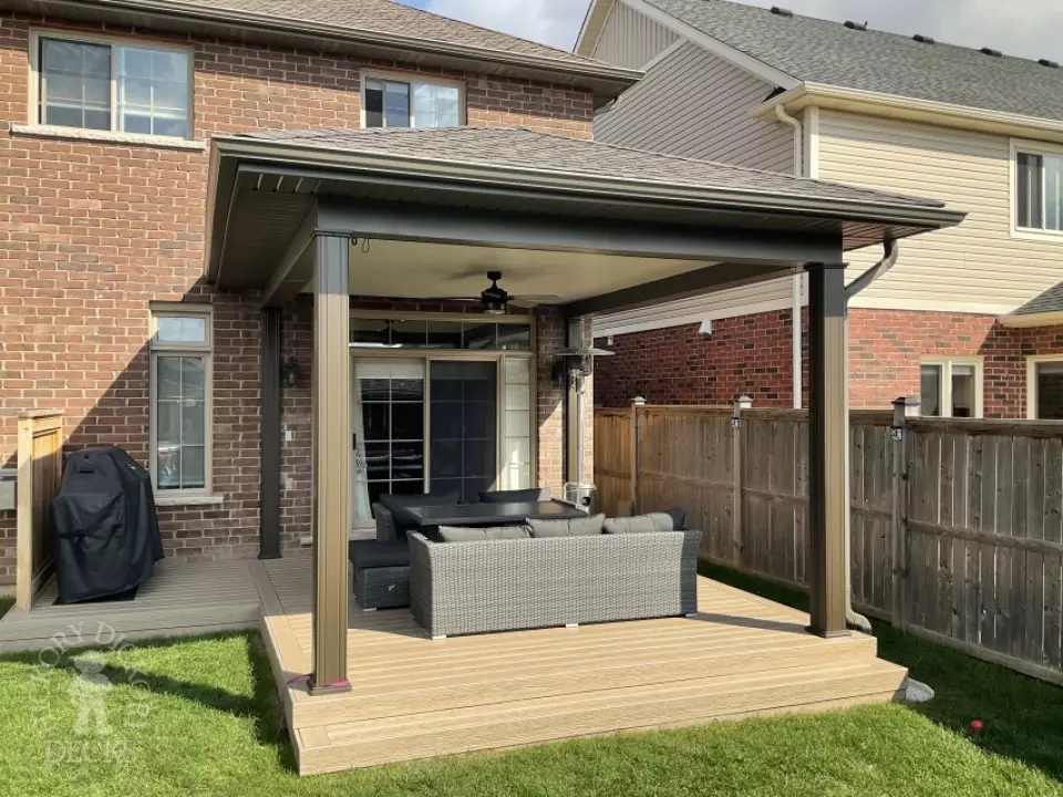 Custom Roof in Niagara