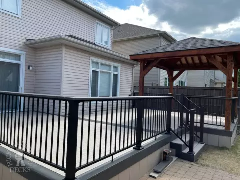 Deck Picture 4