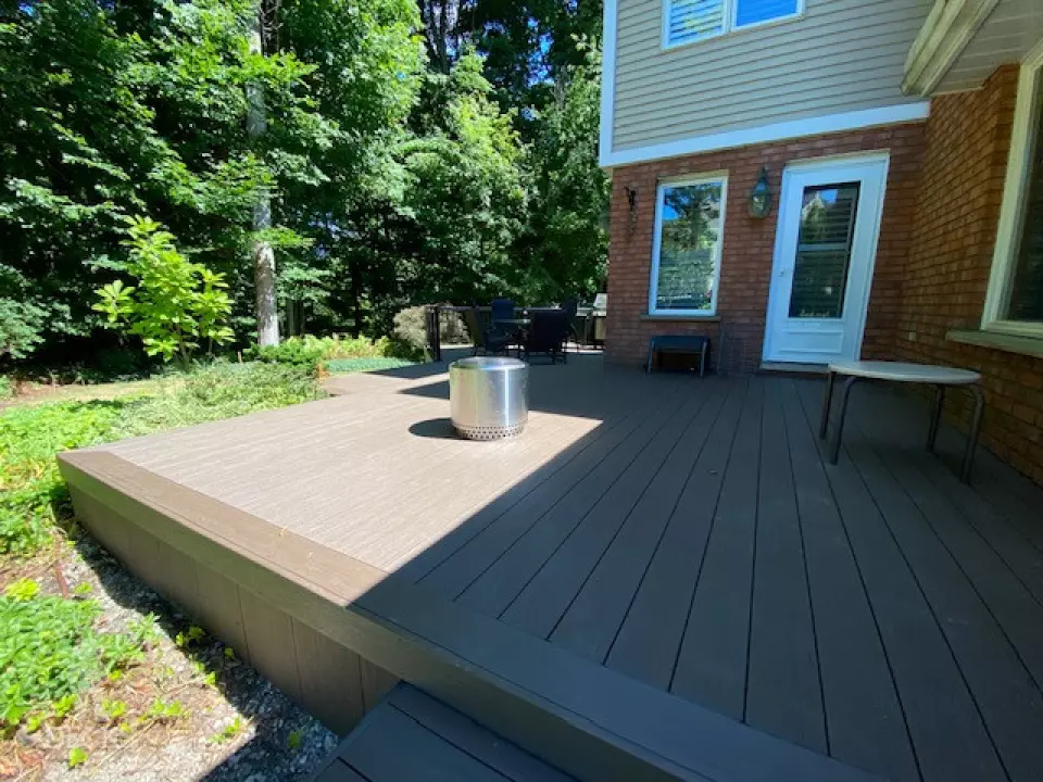 Deck Picture 2