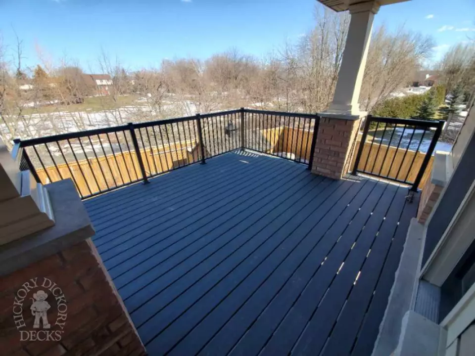 Trex high deck in clamshell with aluminum rails, Smithville