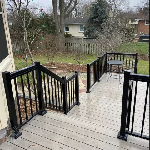 2 Level TruNorth Deck with Privacy Screens and Aluminum Railing in London Ontario