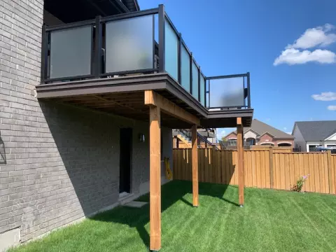 Azek Deck with Glass Rail and Privacy Screens in St. Jacobs Ontario Azek Deck with Glass Rail and Privacy Screens in St. Jacobs Ontario
